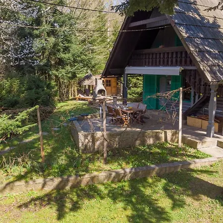 Fani'S Riverside Home With Sauna & Beach - Happy Rentals