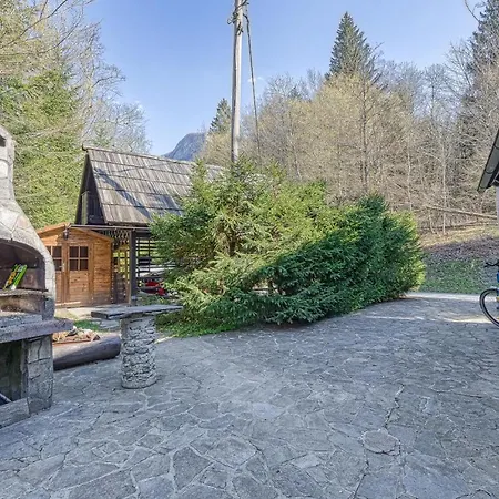 Fani's Riverside - Happy Chalet