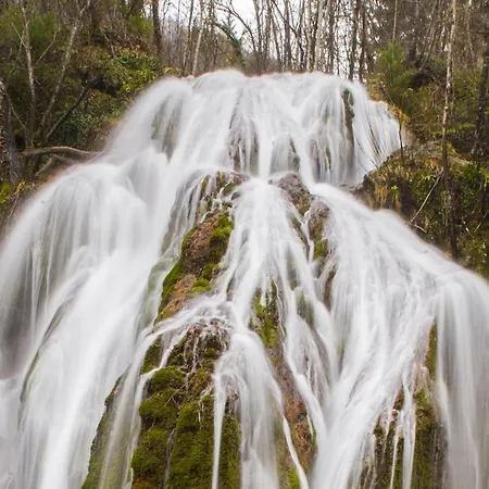 Fani's Riverside - Happy * Kostel