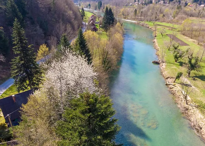 Fani's Riverside - Happy شاليه