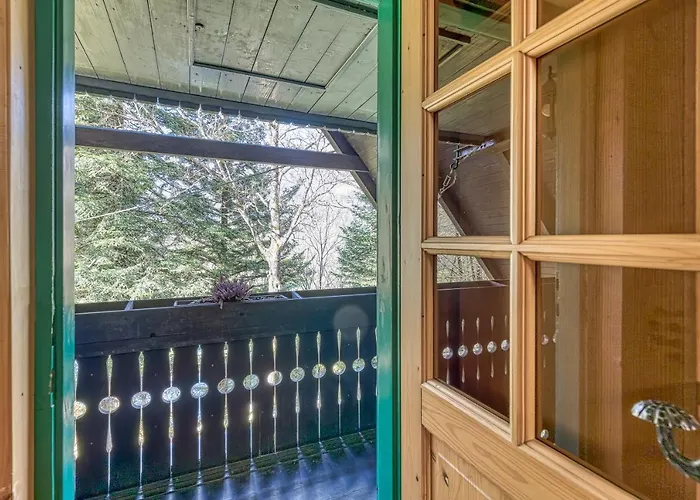 Fani's Riverside - Happy شاليه Kostel