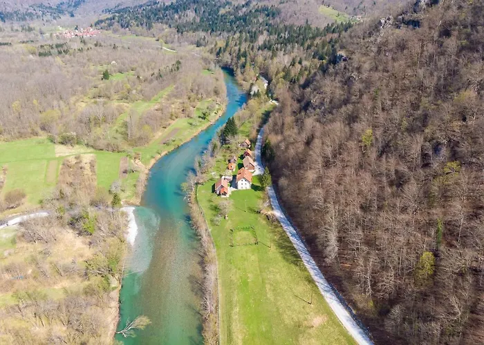 شاليه Fani's Riverside - Happy *