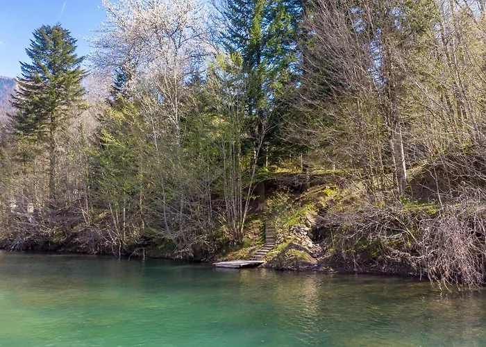 Fani's Riverside - Happy 木屋