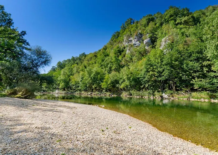 شاليه Fani's Riverside - Happy Kostel